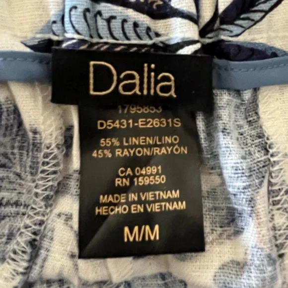 Floral Shorts - Picture 3 of 4